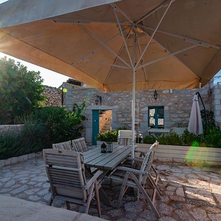 Olea Hotel Pyrgos Dirou ภายนอก รูปภาพ